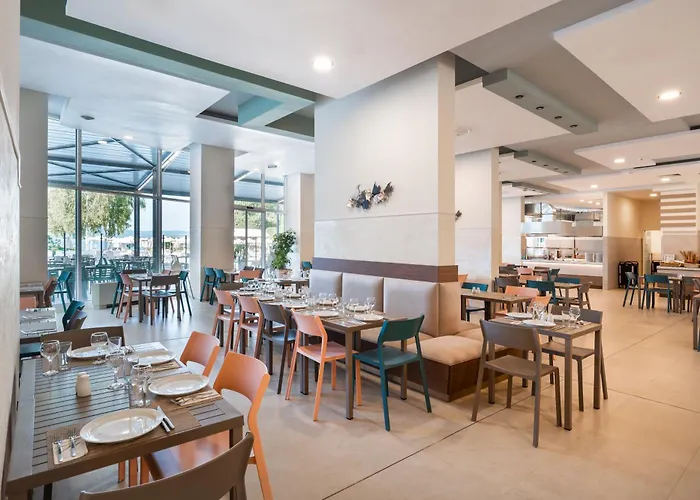 Хотел феста панорама