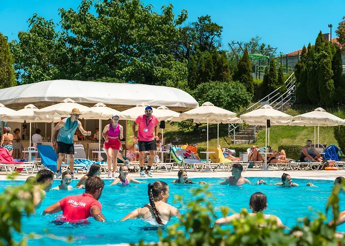 Хотел феста панорама 4*