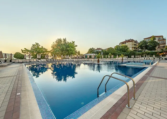 феста панорама 4*