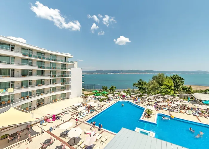 феста панорама 4*