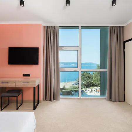 Festa Panorama 4* Νεσέμπαρ