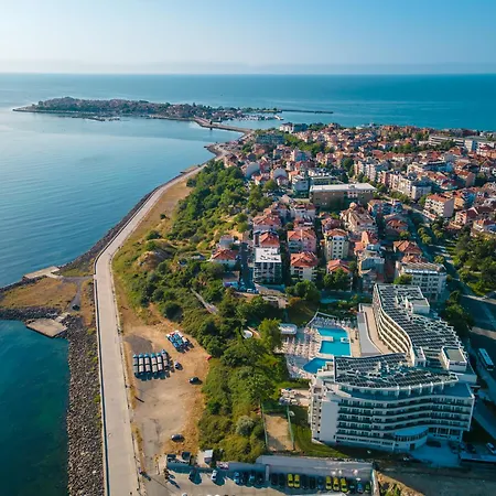 Festa Panorama Ξενοδοχείο Νεσέμπαρ