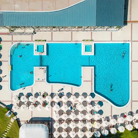 Festa Panorama Ξενοδοχείο Νεσέμπαρ