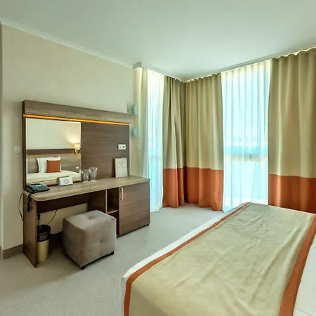 Ξενοδοχείο Festa Panorama Νεσέμπαρ