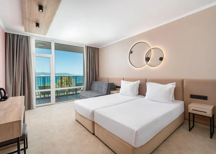 Szálloda Festa Panorama 4*