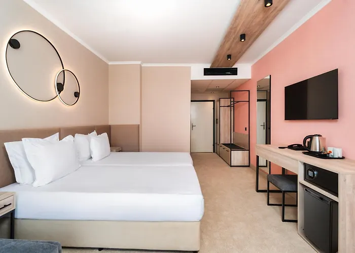 מלון Festa Panorama נסבר